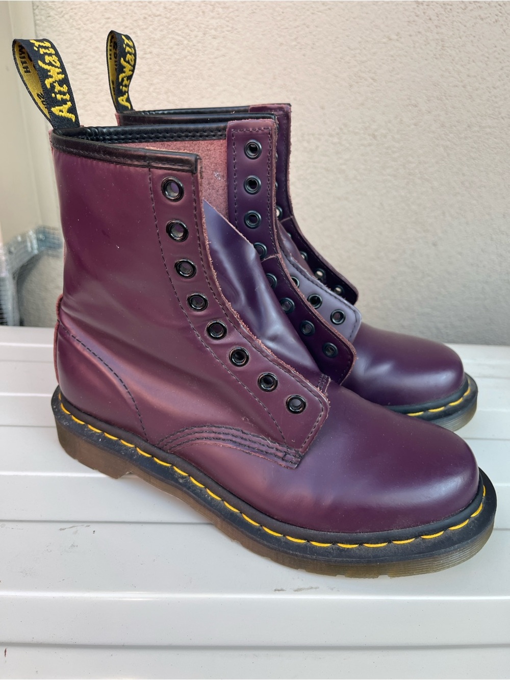 Dr. Martens 11821 plum Leather Combat Boots Women's AirWair Size 7